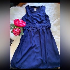 Faded glory women’s/junior’s navy blue sleeveless dress